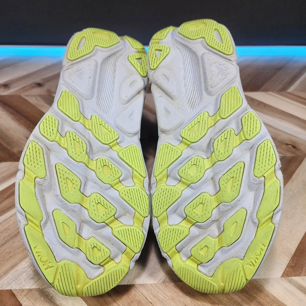 Hoka One One pre owned
